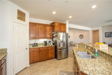 5505 N Pinnacle Ln, San Bernardino, CA 92407 - photo 3