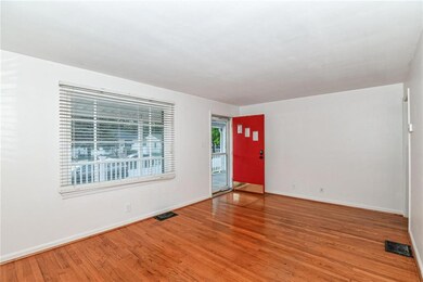 118 S 6th Ave, Beech Grove, IN 46107 - photo 4