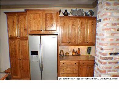 Additional counter space provides extra storage ca