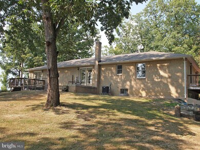 440 Huttle Rd, Middletown, VA 22645 - photo 2