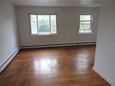 629 Dixon St, Allentown, PA 18103 - photo 3