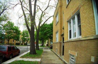 5533 W Barry Ave unit 2, Chicago, IL 60641 - photo 5