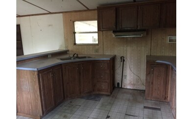 5237 NW Lake Jeffery Rd, Lake City, FL 32055 - photo 2