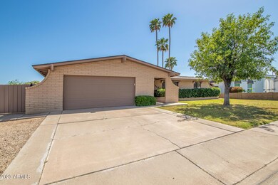 Plata front garage
