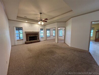 1120 W Evergreen St, Skiatook, OK 74070 - photo 6