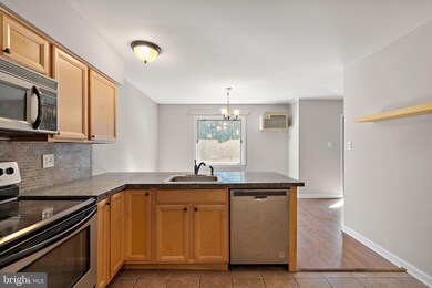 200 Campbell Cir unit E14, Downingtown, PA 19335 - photo 3