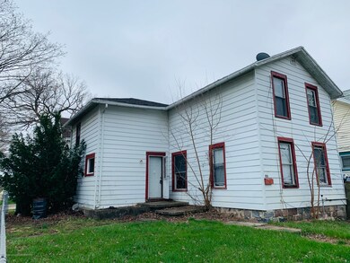 828 Vine St, Lansing, MI 48912 - photo 2