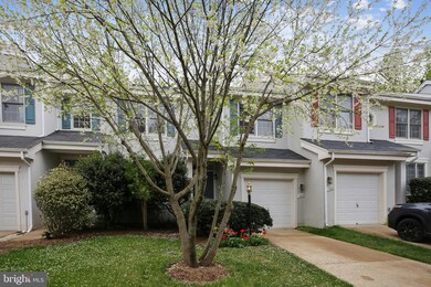 1362 Park Garden Ln, Reston, VA 20194 - photo 3