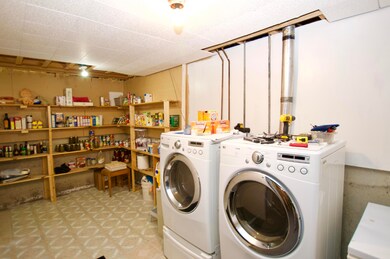 1313 11th Ave SW, Jamestown, ND 58401 - photo 2