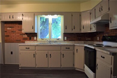 2325 Benders Dr, Bath, PA 18014 - photo 7