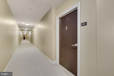 Atlas unit 601, Washington, DC 20037 - photo 5