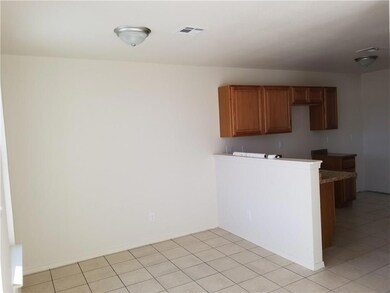 2631 Idalia Ave unit B, El Paso, TX 79930 - photo 7