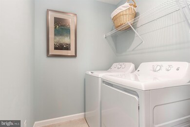 121 Shiningfield Ct, Middle River, MD 21220 - photo 7