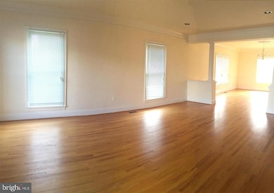 11555 Jamestown Ct, Laurel, MD 20723 - photo 5