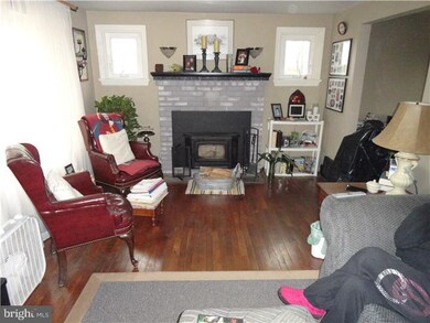 952 Penns Park Rd, Newtown, PA 18940 - photo 3