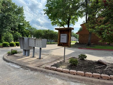 23 Village Green Ct, Denison, TX 75020 - photo 6