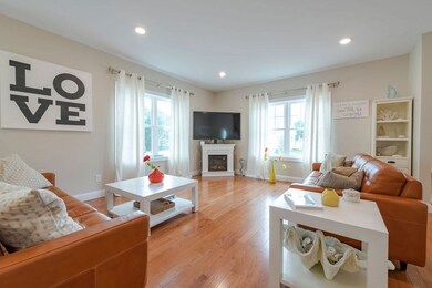 637 Gifford St unit 18B, Falmouth, MA 02540 - photo 2