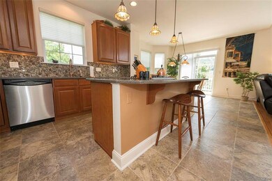 2320 Hollow View Dr, Easton, PA 18040 - photo 5