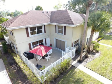 2 Amherst Ct unit D, Royal Palm Beach, FL 33411 - photo 2