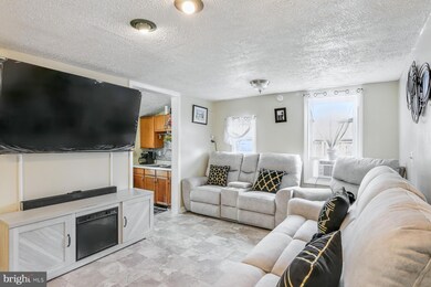 41 E High St, Middletown, PA 17057 - photo 3