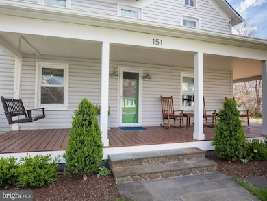 151 S 12th St, Purcellville, VA 20132 - photo 2