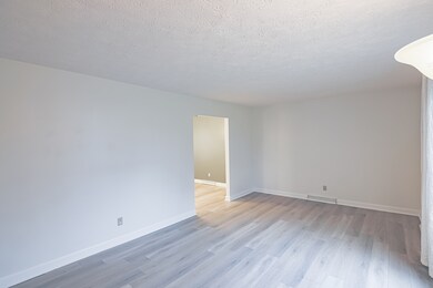 1711 Birch Ct, Plainfield, IN 46168 - photo 4