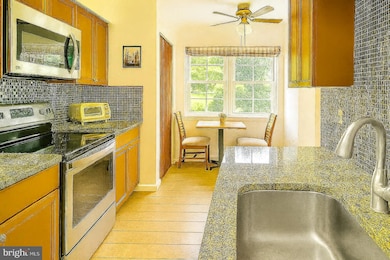 6924 Woodstream Ln, Lanham, MD 20706 - photo 3