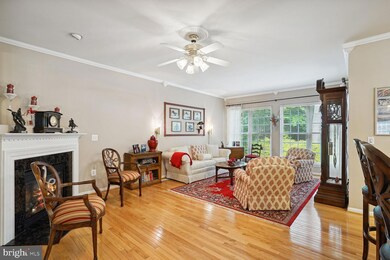 17669 Hampstead Ridge Ct, Dumfries, VA 22026 - photo 2