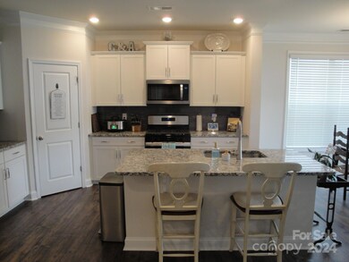 111 Fox Cove Rd, Hendersonville, NC 28792 - photo 5