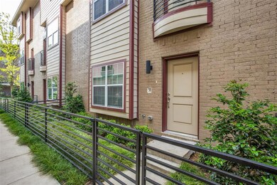 5814 Bryan Pkwy unit 30, Dallas, TX 75206 - photo 2