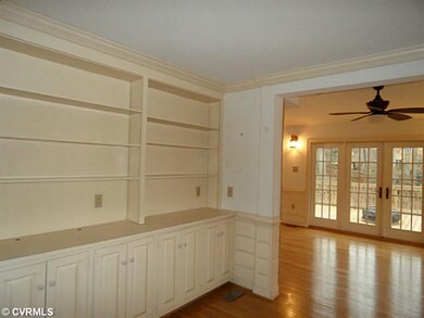 Den/Family/Great Room - Great for storage