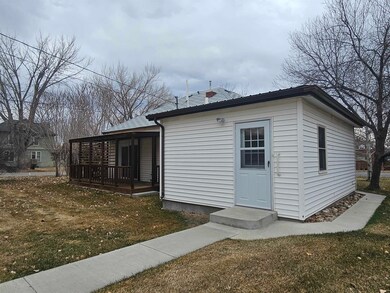 204 S 7th St, Basin, WY 82410 - photo 4