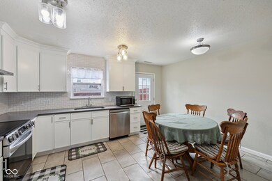 10881 August Dr, Ingalls, IN 46048 - photo 7