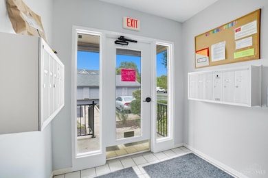 7392 Ridgepoint Dr, Cincinnati, OH 45230 - photo 3