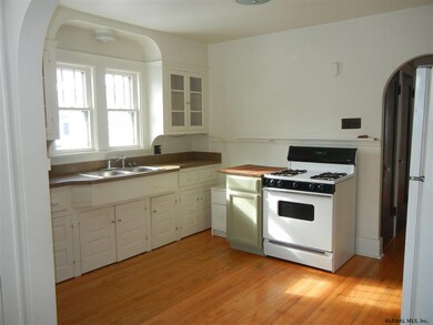 43 Marwood St, Albany, NY 12209 - photo 6