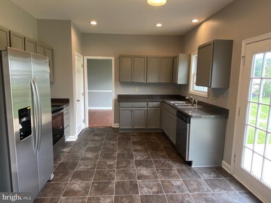 680 Cheshire Rd, Bunker Hill, WV 25413 - photo 6