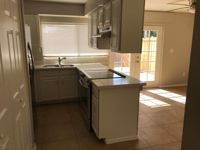 4656 W Desert Crest Dr, Glendale, AZ 85301 - photo 5