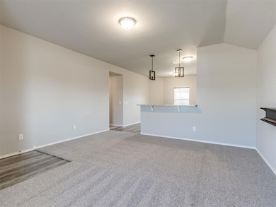 626 Audrey Dr, Tuttle, OK 73089 - photo 2