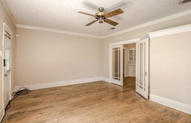 406 W Sidnor St, Alvin, TX 77511 - photo 7