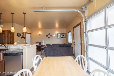 7-web-or-mls-33972-n-corbin-st