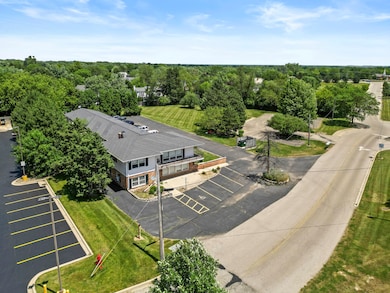 898 S Rand Rd, Lake Zurich, IL 60047 - photo 3