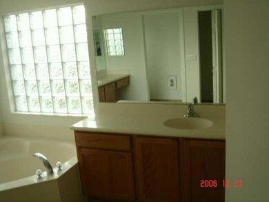 1027 Center Stone Ln, Riviera Beach, FL 33404 - photo 5