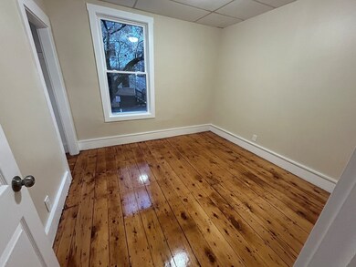 40 Grand St unit 2, Worcester, MA 01610 - photo 5