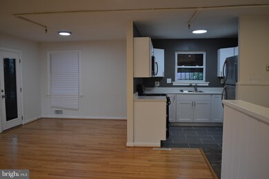 200 46th St NE, Washington, DC 20019 - photo 6