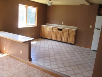 438 Chandler St, Tewksbury, MA 01876 - photo 6