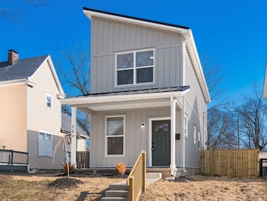 005_53b_A 384 Whitethorne 067