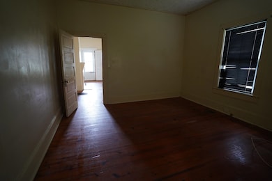 17 Gallon St, Laurens, SC 29360 - photo 7