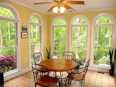 Sunroom w/ Palladian Windows