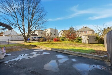 15 Hazard St, Pawtucket, RI 02860 - photo 4