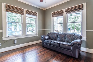 927 Pecore St, Houston, TX 77009 - photo 4